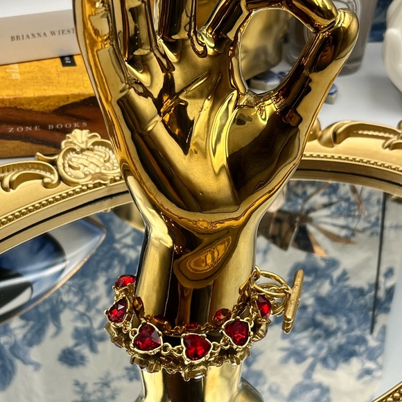 🆕 OSCAR DE LA RENTA 🧿 Red Crystal Embellished Heart Bracelet - Picture 6 of 12